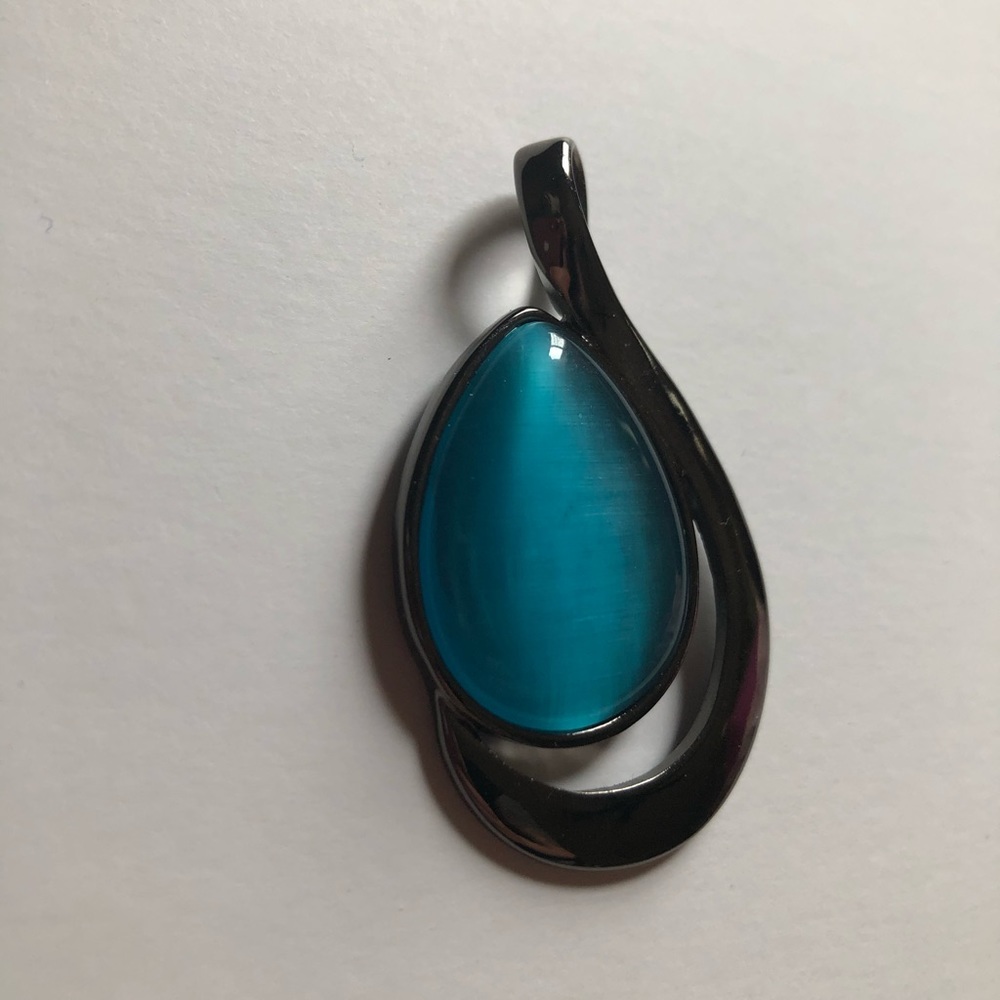 Lia Sophia Pendant